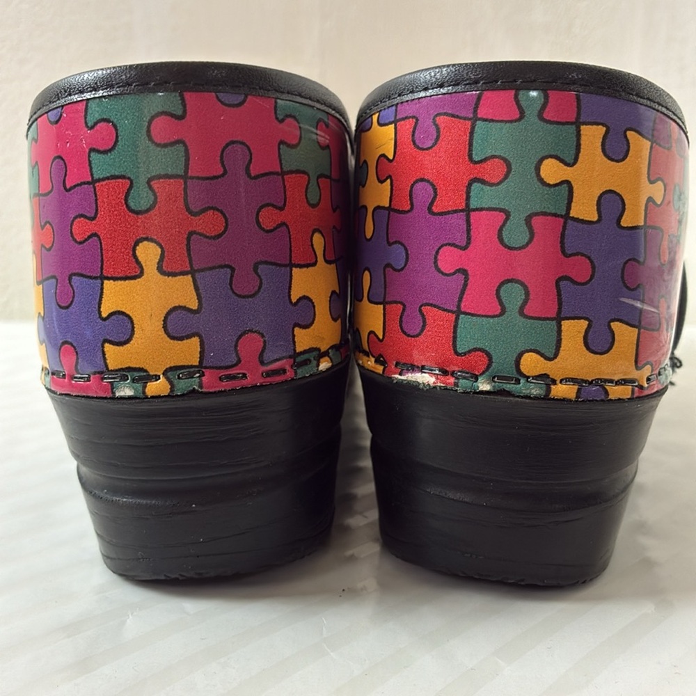 Women’s Sanita Professional Aspire Patent Clogs for Autism Awareness 40 - Picture 9 of 9